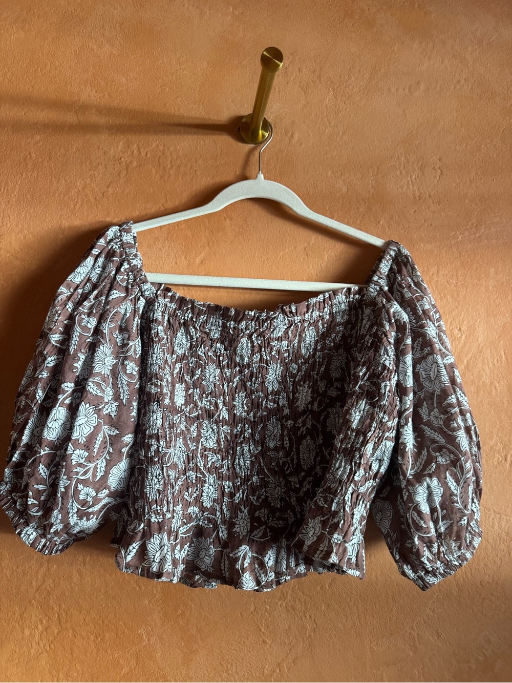 Daughters of India Floral Smocked Puff Sleeve Blouse Brown Size L